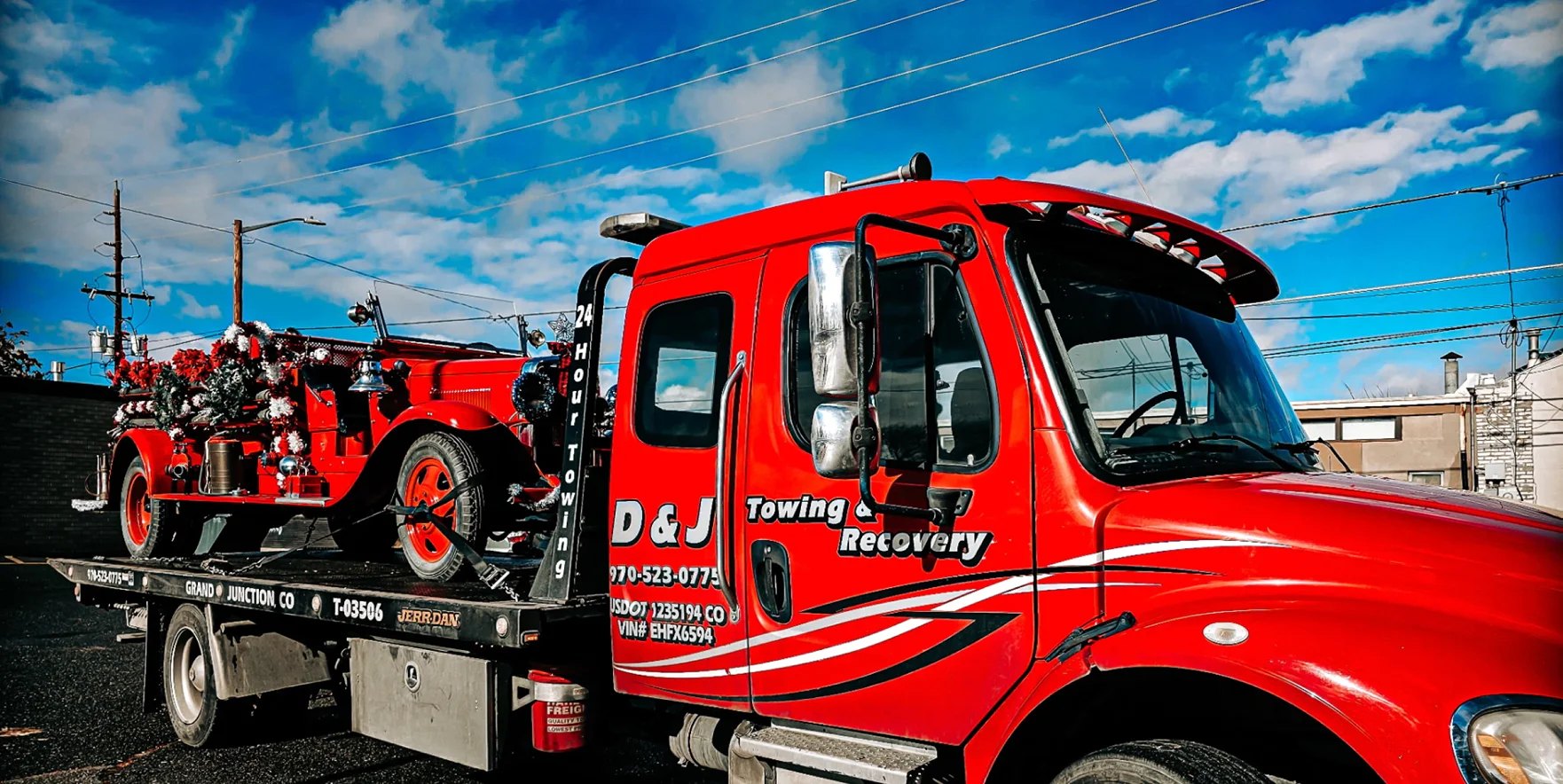 D&J Towing and Recovery hero 1